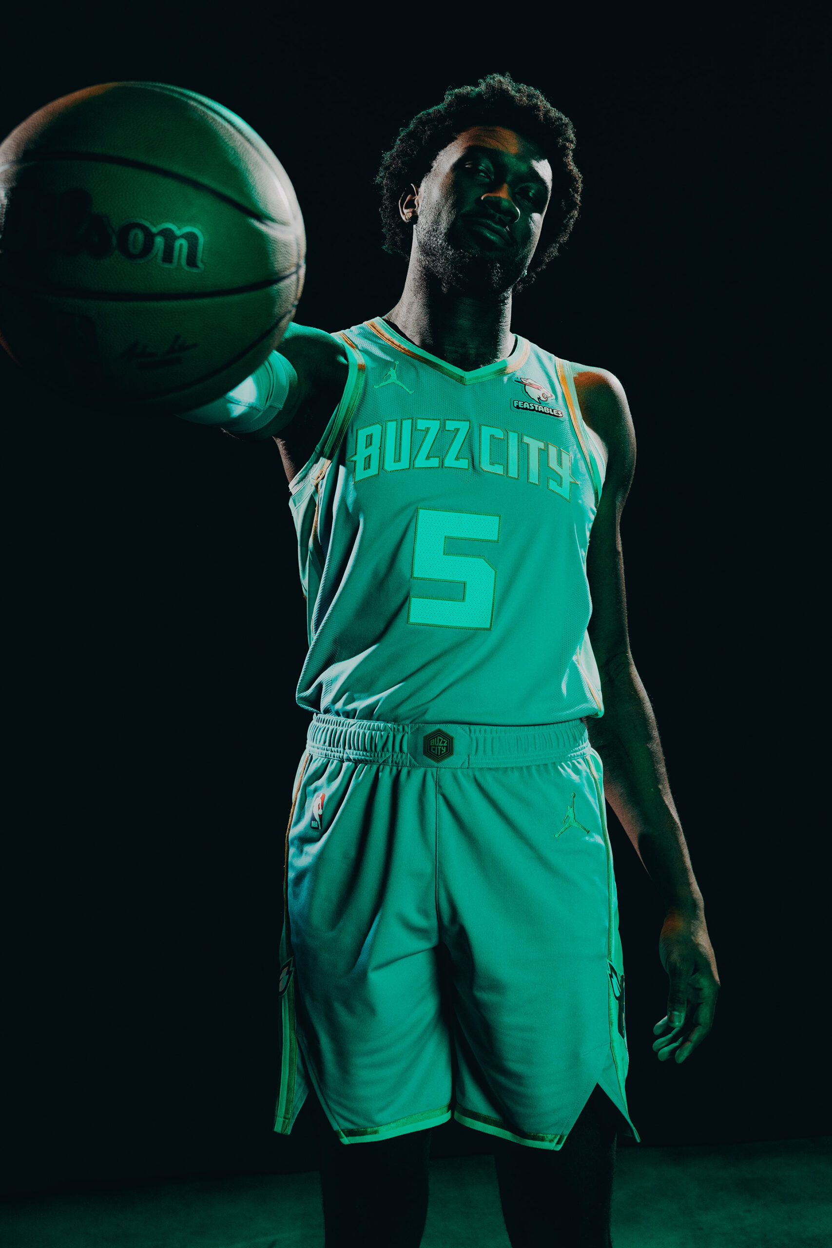 NBA Charlotte Hornets Basketball Blank Buzz City 2018-19 Game Jersey Size  48+4